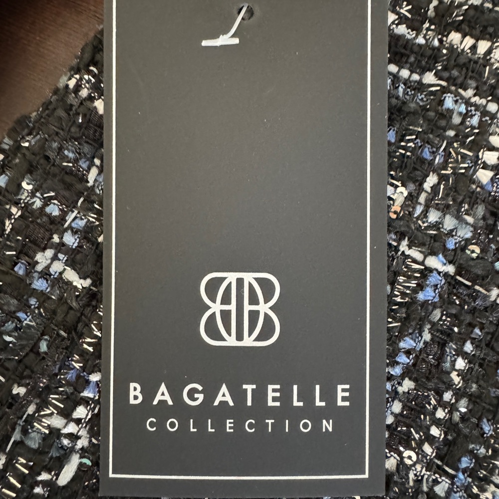 Bagatelle black, blue & white tweed sequin accented cropped blazer. Size S. NWT - Picture 7 of 7